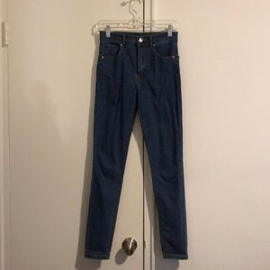 High wasted skinny jeans